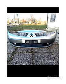 Paraurti Anteriore Renault Scenic 2°serie grigio 