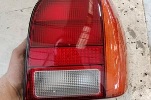 fanale posteriore destro Volkswagen Polo mk3