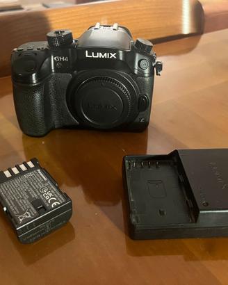 Panasonic GH4 - corpo + accessori