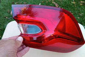 faro posteriore sx Ford Fiesta 