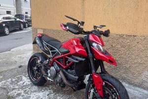 Ducati hypermotard 950
