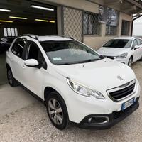Peugeot 2008 1.2 82CV Allure
