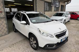 Peugeot 2008 1.2 82CV Allure