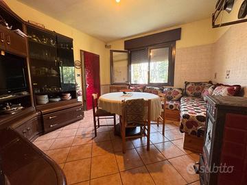Appartamento di 164 m² con più di 5 locali e box a