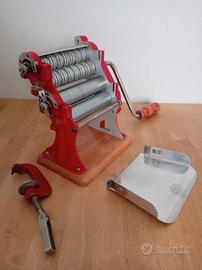 Macchina vintage per pasta Columbus
