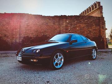 Alfa Romeo GTV 2.0 seconda serie 155cv