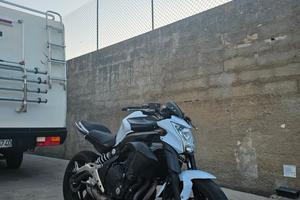 Kawasaki ER6N 