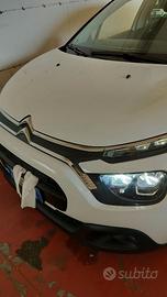 Nuovissima Citroen C3 Blue HDi ses shine 102 cv
