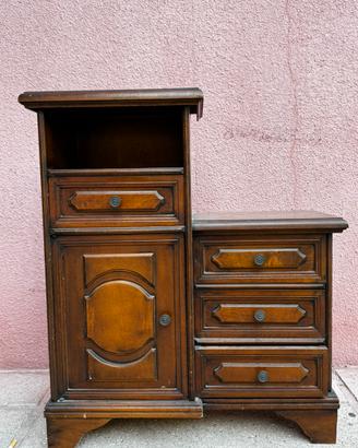 Mobiletto in legno