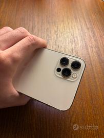 iPhone 12Pro ORO