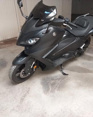 Yamaka TMAX
