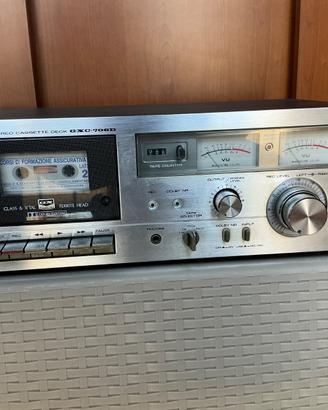AKAI STEREO CASSETTE DEK GXC 706 D
