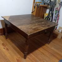 Tavolo di noce massello 