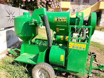 Vendita macchina raccogli nocciole