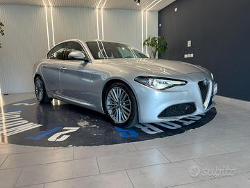 Alfa Romeo Giulia 2.2 t Super 180cv