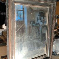 Specchio marchigiano '700 con cornice e cimasa