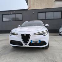 Alfa Romeo Stelvio 2.2 Turbodiesel 190 CV AT8 Q4