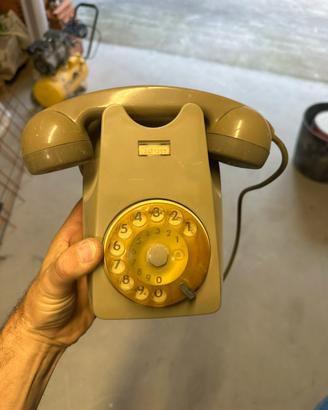 Telefono vecchio