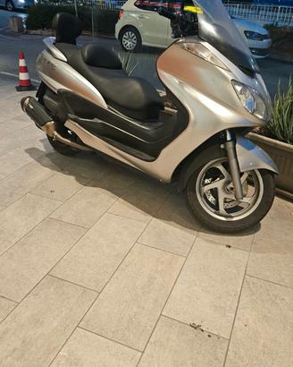 YAMAHA MAJESTY 400