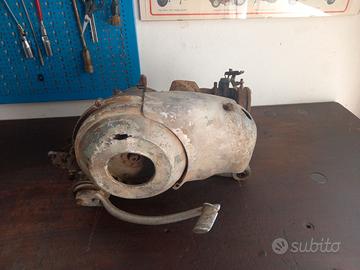 BLOCCO MOTORE VESPA VM2M FARO BASSO DEL 1954