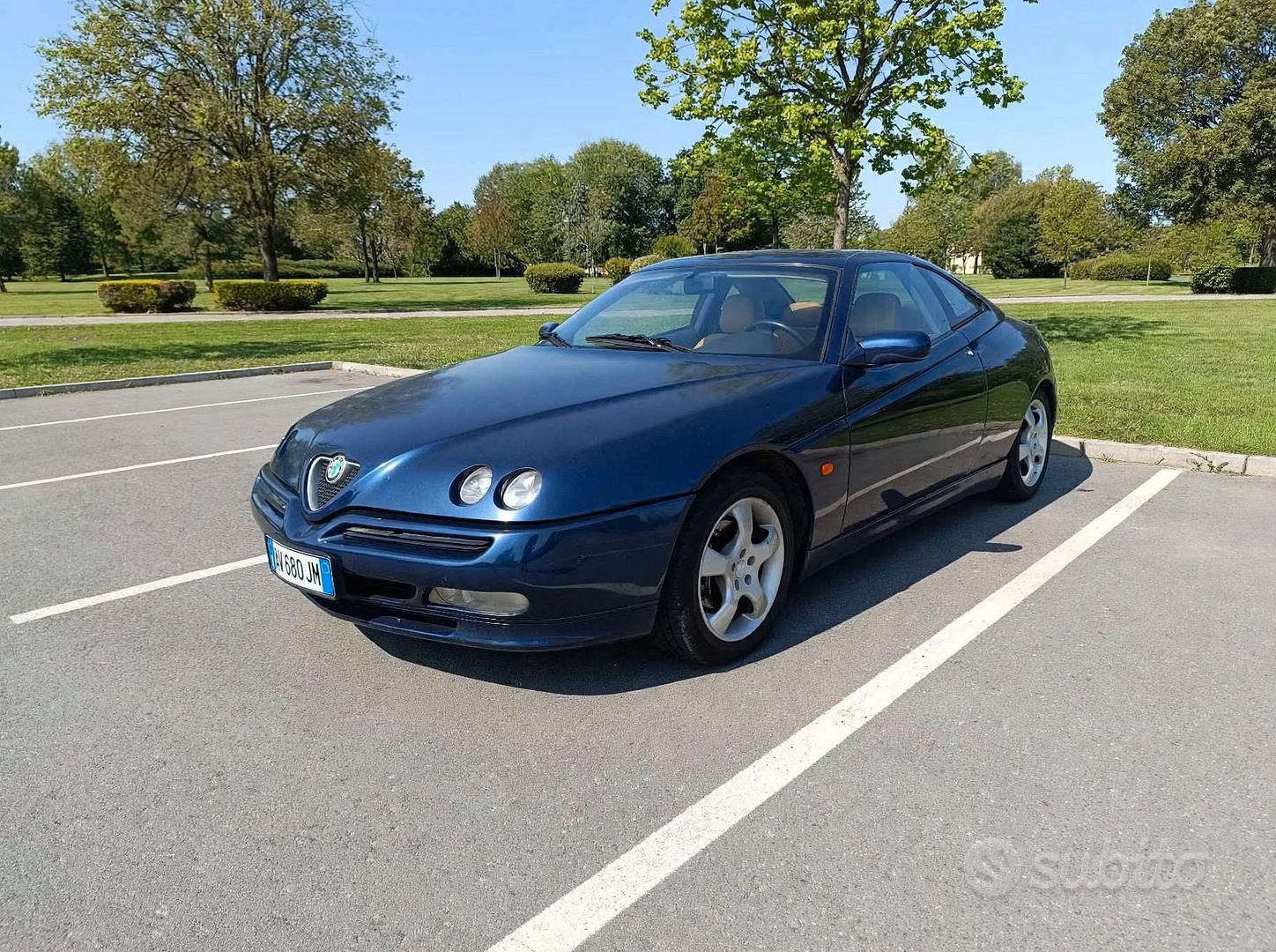 Alfa Romeo Gtv 2000 photo 2