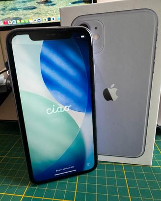 iPhone da 64 GB colore lilla