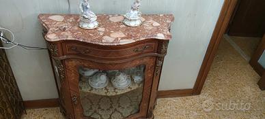 vetrina legno foderata
