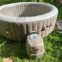 Piscina idromassaggio