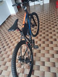 Mtb da uomo nuova ammortizzata