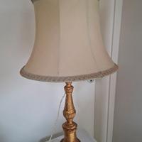 Lampada vintage base dorata con paralume