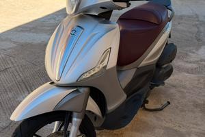 Piaggio Beverly 350