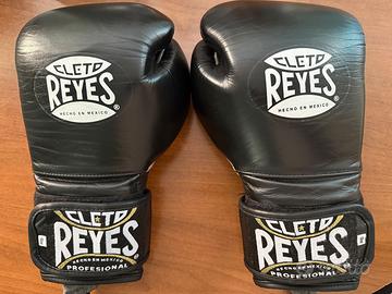 Cleto Reyes Guantoni Boxe