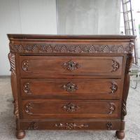 Mobile antico in noce nazionale