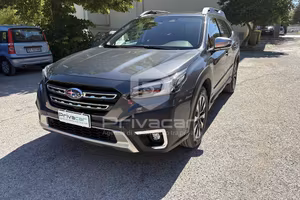 SUBARU Outback 2.5i Lineartronic Premium