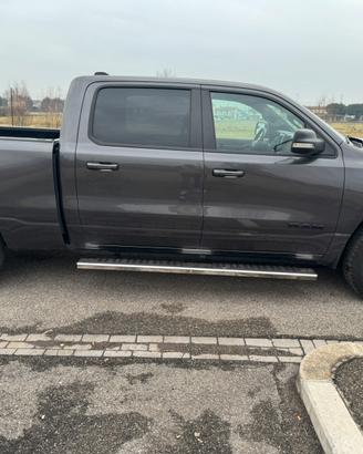 Dodge Ram 3.0 Ecodiesel 264cv Night paket 4X4