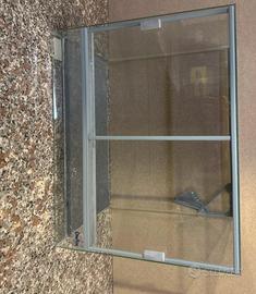 Terrario in vetro 50×40 con ante scorrevoli