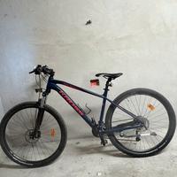 MOUNTAIN BIKE KROSS 2.0