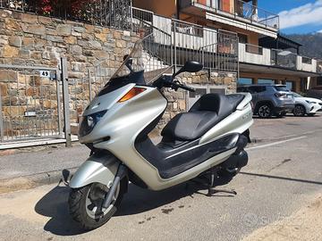 Scooter YAMAHA Majesty 250