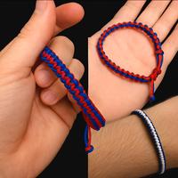 Braccialetti intrecciati a mano