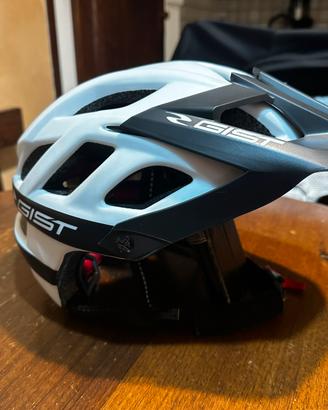 Casco GIST MTB - taglia S-M