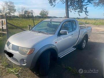 Mitsubishi l200 (2006-2015) - 2008