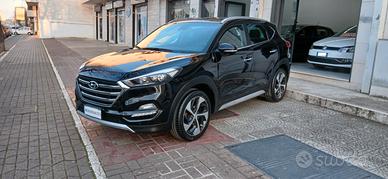Hyundai Tucson 1.7 CRDi Sound Edition TETTO+NAVI+C