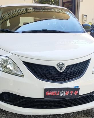 Lancia Ypsilon 1.2 69 CV 5 porte S&S Gold