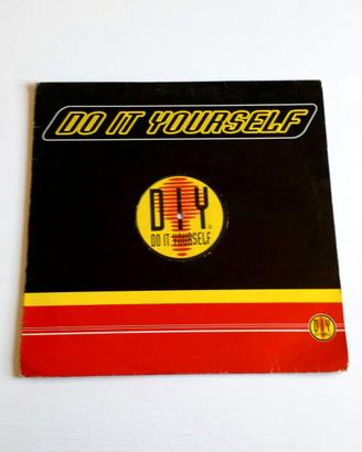 Disco Vinile Dance "Give Me More" DIY Anni 2000