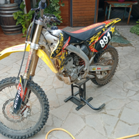 Suzuki rmz 250