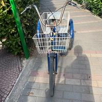 triciclo per adulti in ferro in perfette condizion