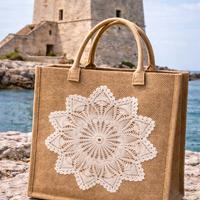 Borsa in juta con centrino antico salentino