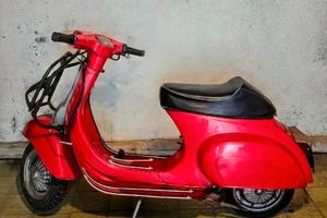 Piaggio Vespa 50 Special - Rossa