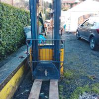 Carrello elevatore elettrico OM 1300 kg – Stacker