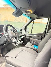 Mercedes- benz  furgone